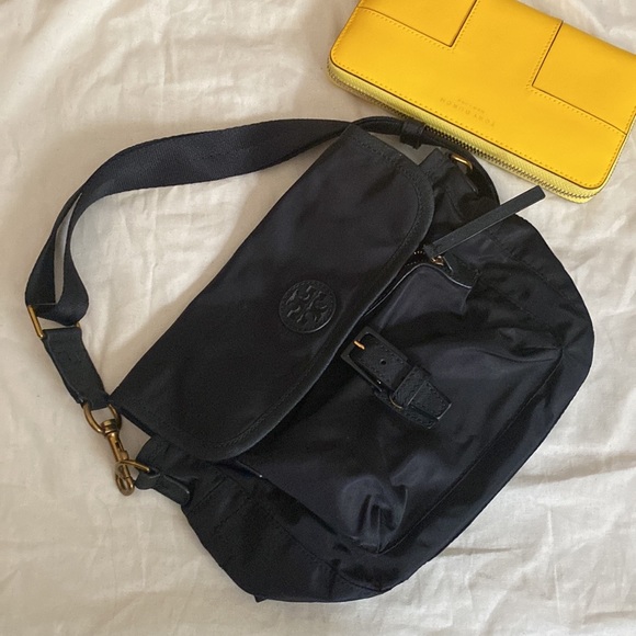 Tory Burch Handbags - Tory burch mini crossbody